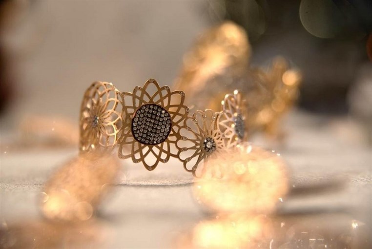 The House of Aziz & Walid Mouzannar Launches the exclusive Hayat Albi Collection